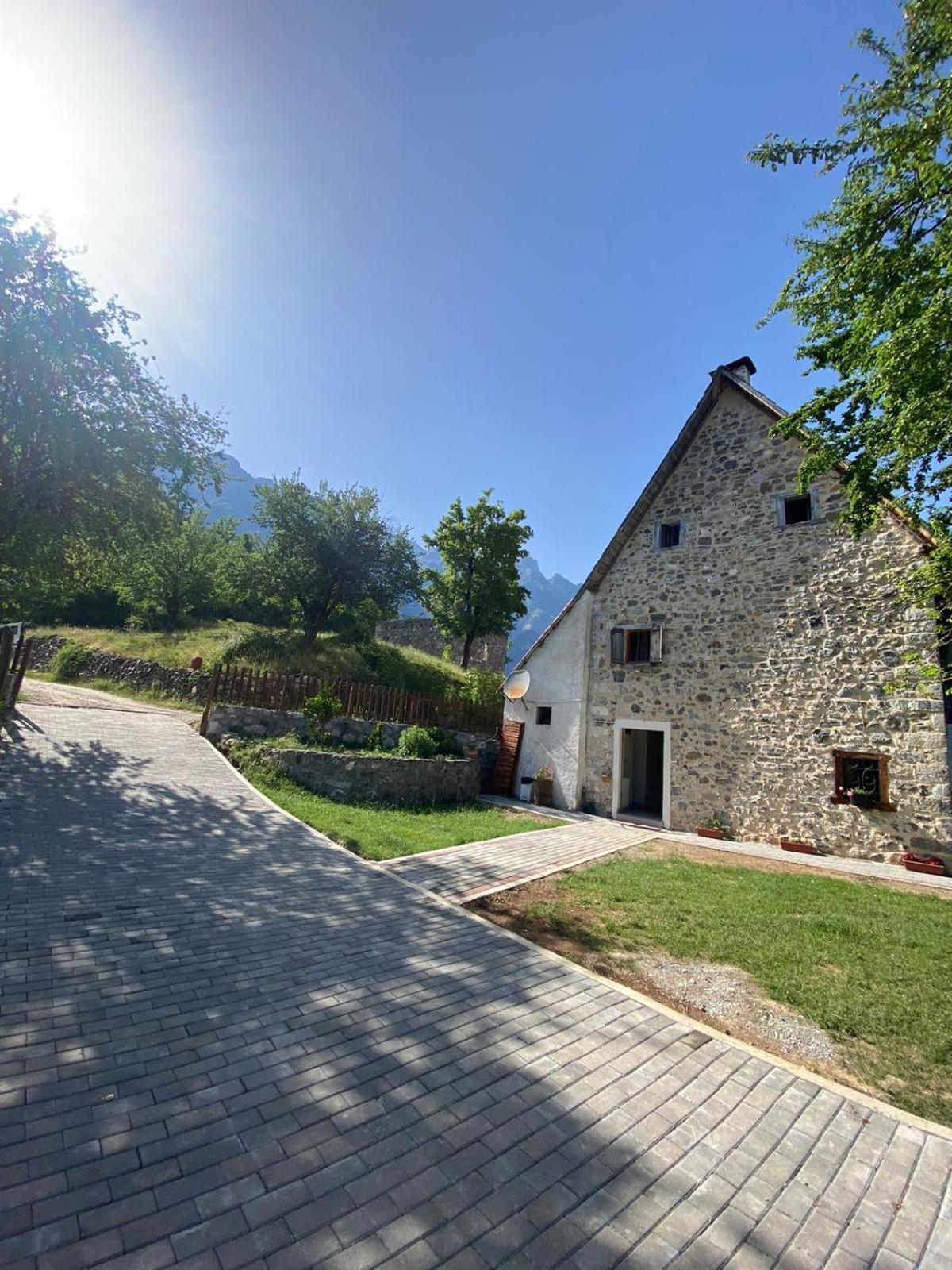 Guesthouse Dritan Tethorja Theth Εξωτερικό φωτογραφία
