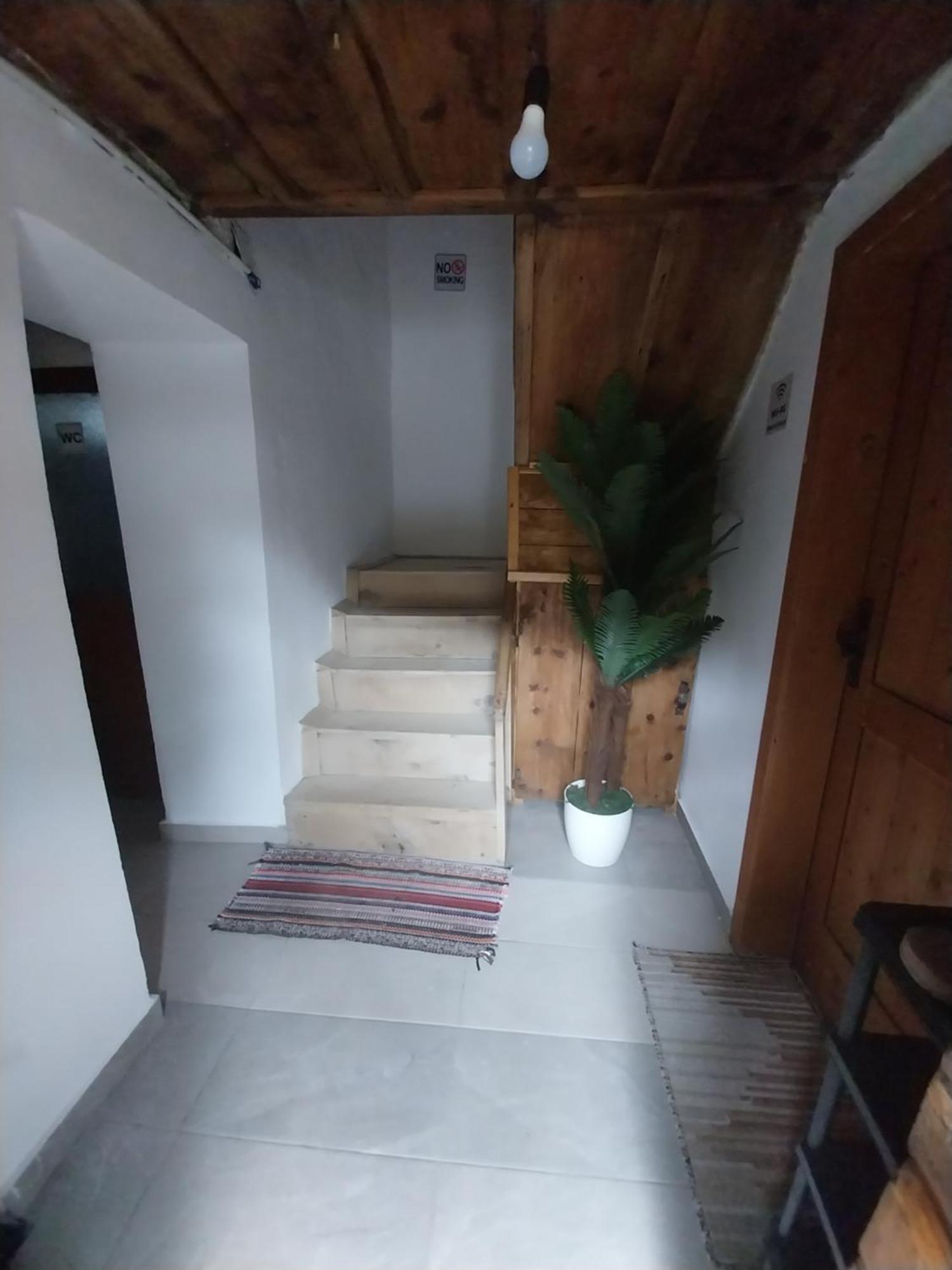 Guesthouse Dritan Tethorja Theth Εξωτερικό φωτογραφία